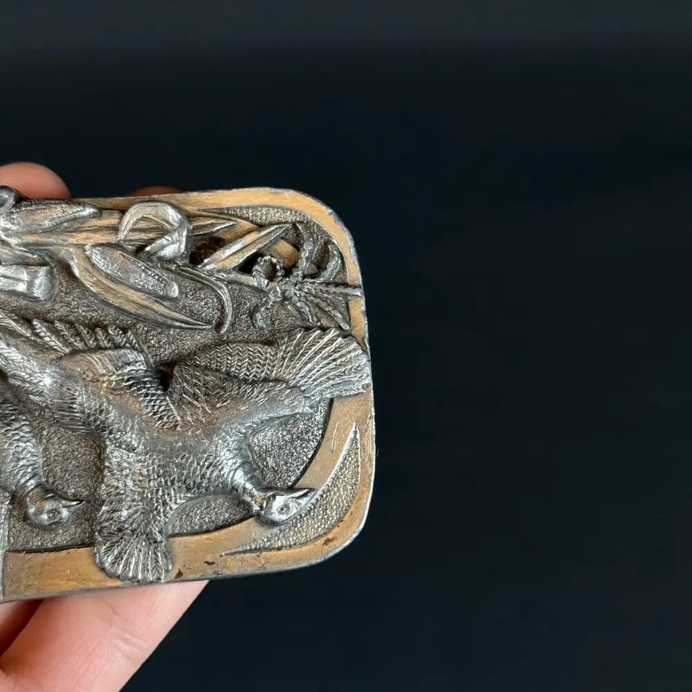 RING NECKED PHEASANTS FLYING BIRDS NATURE VINTAGE BELT BUCKLE SISKIYOU USA 1983